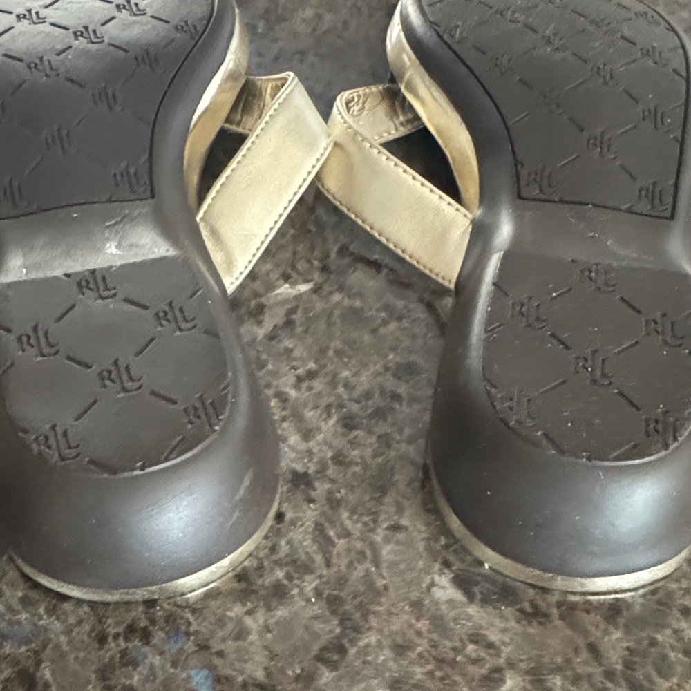 Ralph Lauren Metallic Gold Cork-Detail Thong Sandals Flip Floos - Size 8 - NWOT - Picture 5 of 7